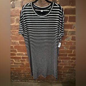 Old Navy | Striped Maxi Dress
